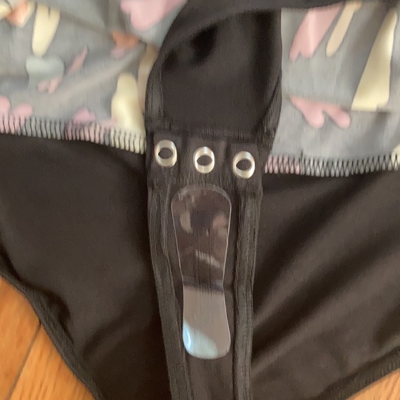 Body size 1X plus size - Picture 5 of 7